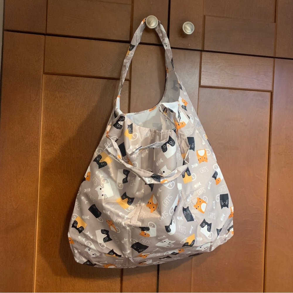 Foldable Tote cat and fish print